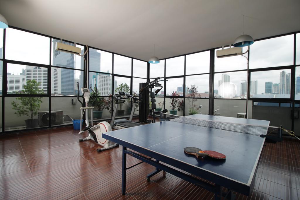 Reddoorz Plus Near Ambassador Mall Jakarta Exteriör bild